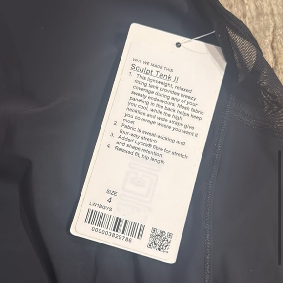 Lululemon Sculpt Tank II in Black. - Picture 9 of 9